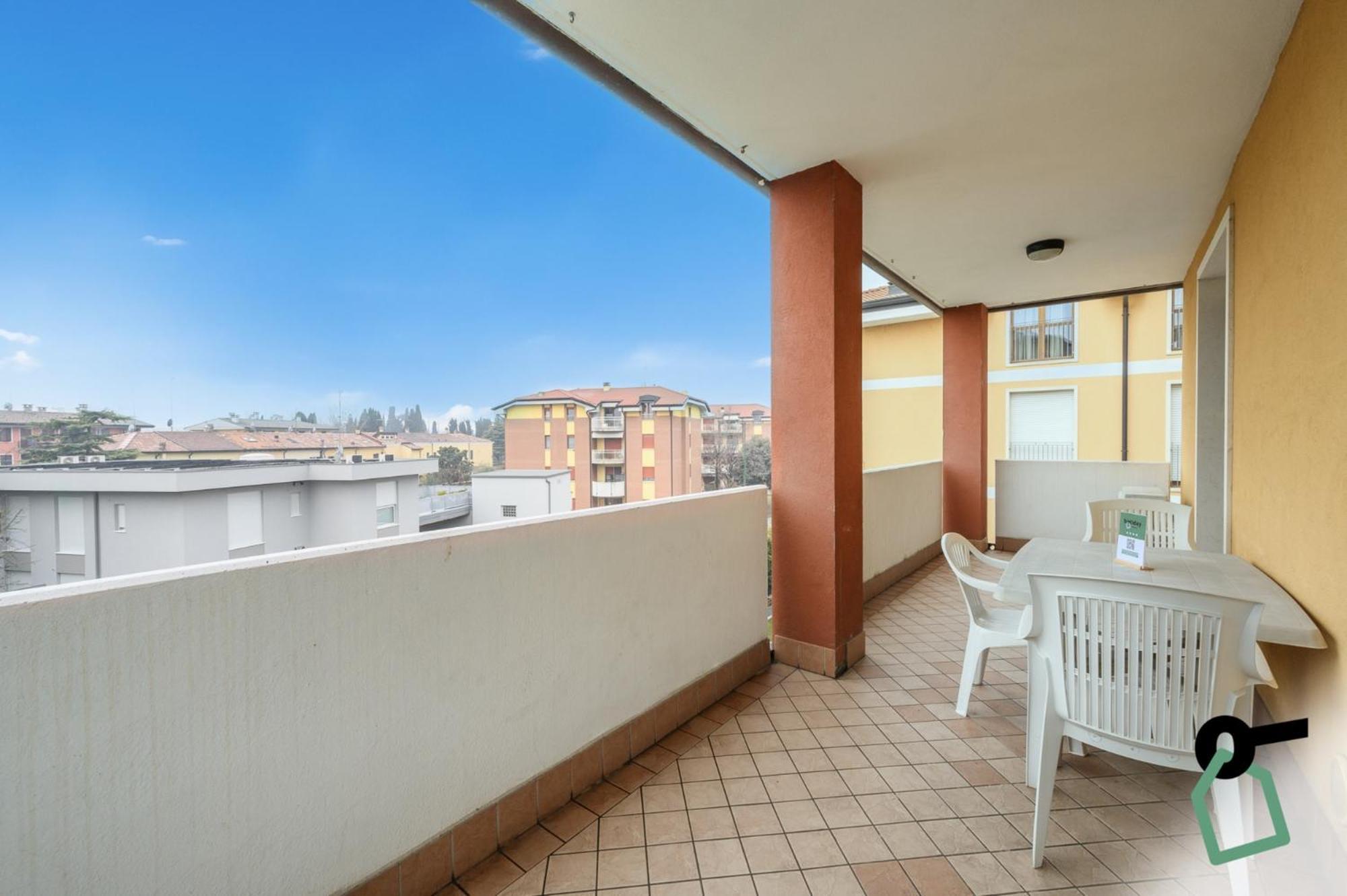 Hotiday Residence Garda Peschiera del Garda Bagian luar foto