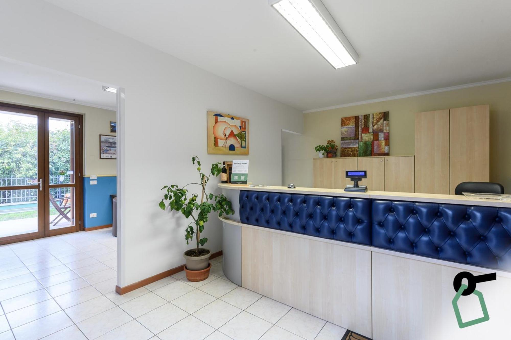 Hotiday Residence Garda Peschiera del Garda Bagian luar foto